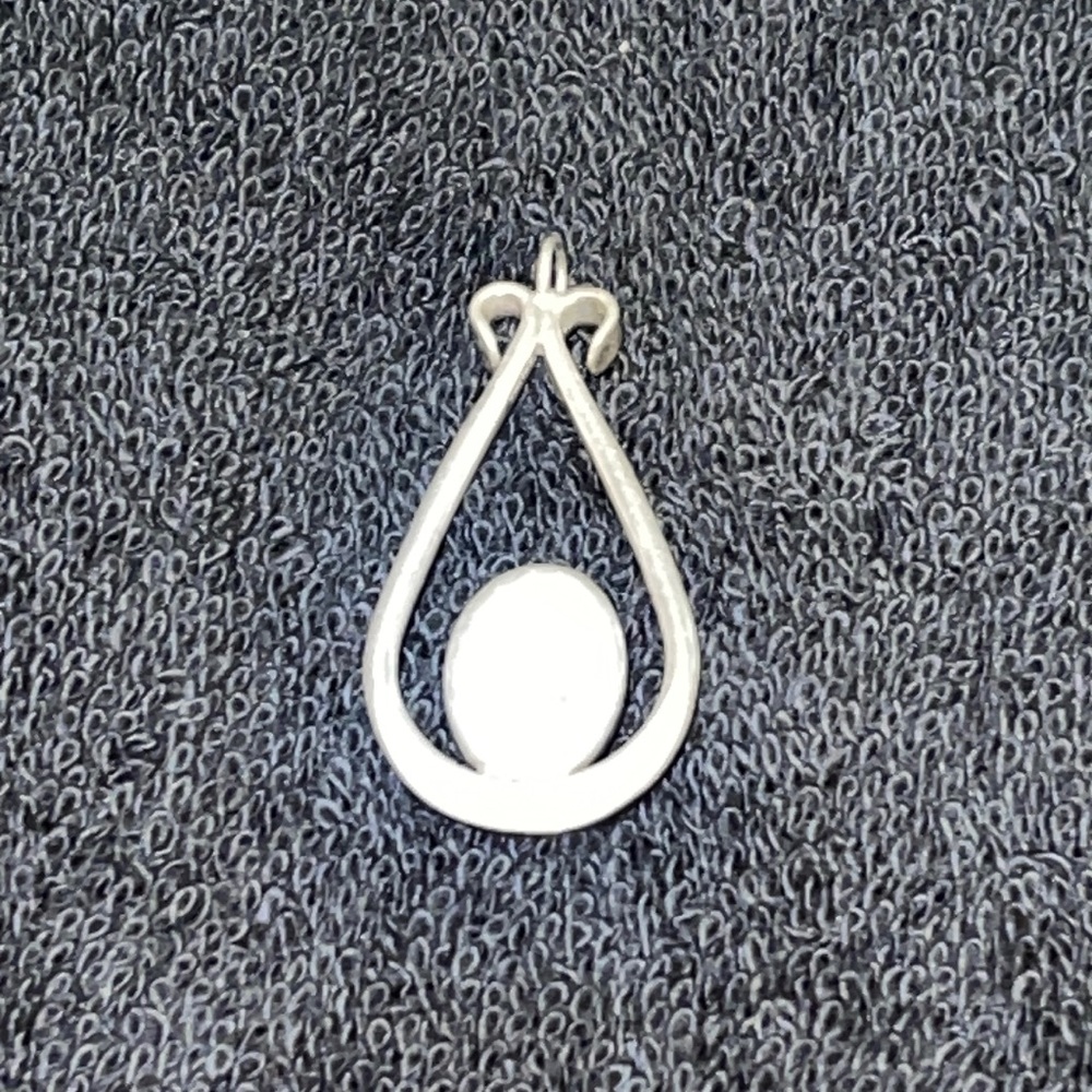 Sterling Silver Pendant - Picture 3 of 6